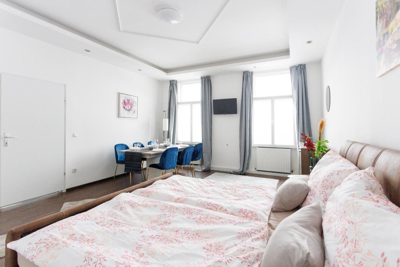Central, Modern, Big Apartment ウィーン エクステリア 写真