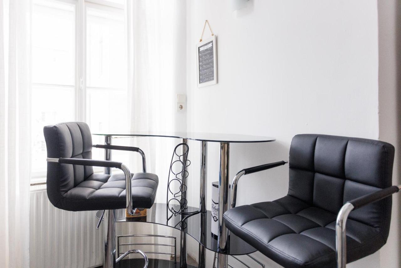 Central, Modern, Big Apartment ウィーン エクステリア 写真